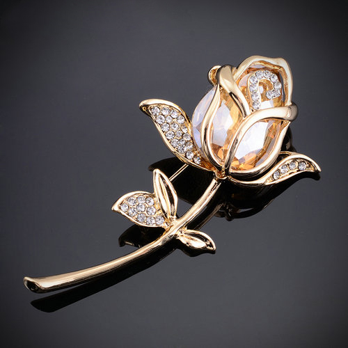 Luxusná brošňa v tvare zlatej ruže