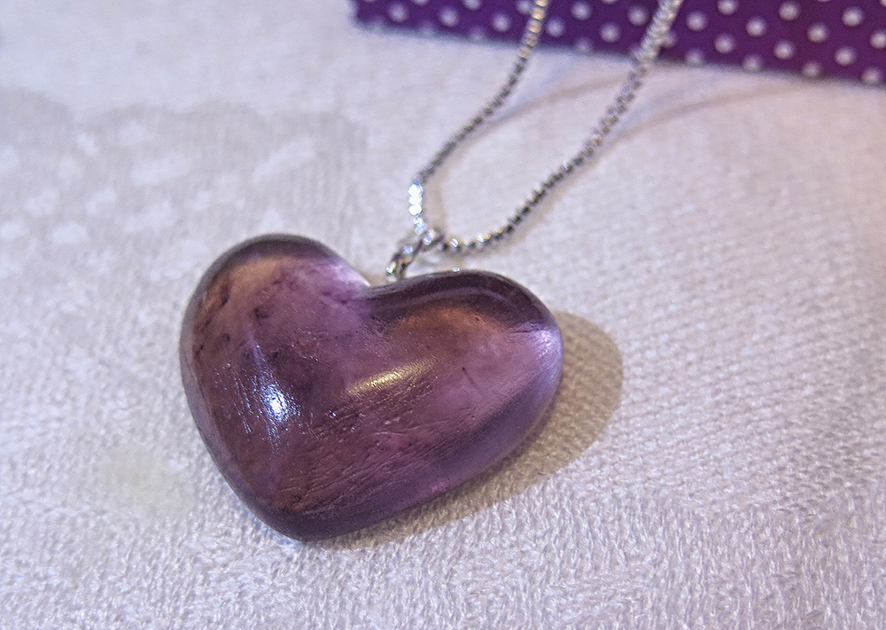 Náhrdelník Tessie - ručná výroba na Slovensku - Purple heart