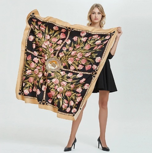 Luxusná hodvábna šatka s kvetinami, twill hodváb, 130 x 130 cm