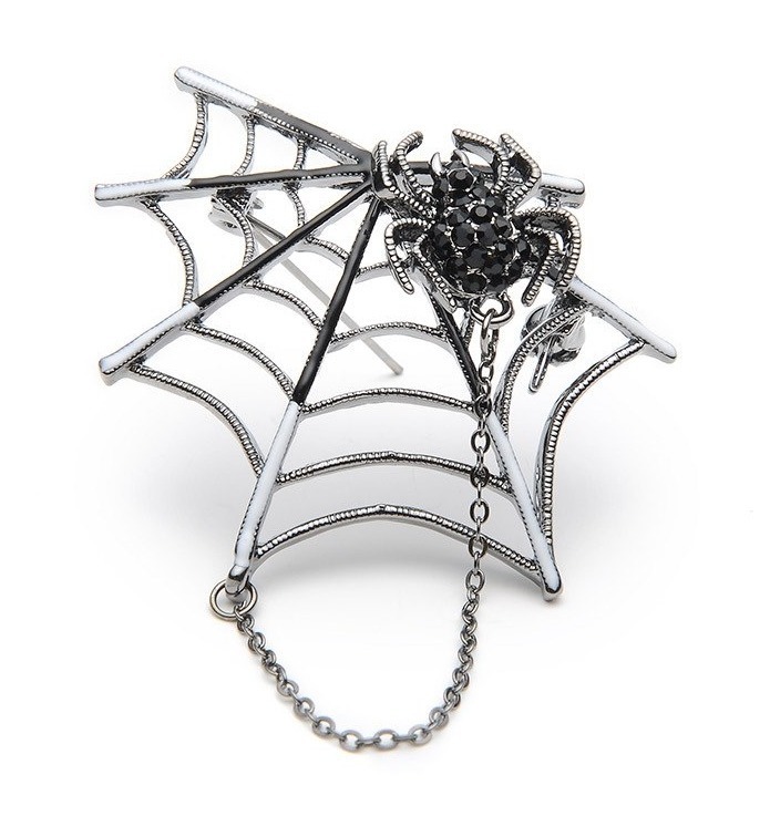 Elegantná smaltovaná brošňa - pavúčik na pavučine s magnetom