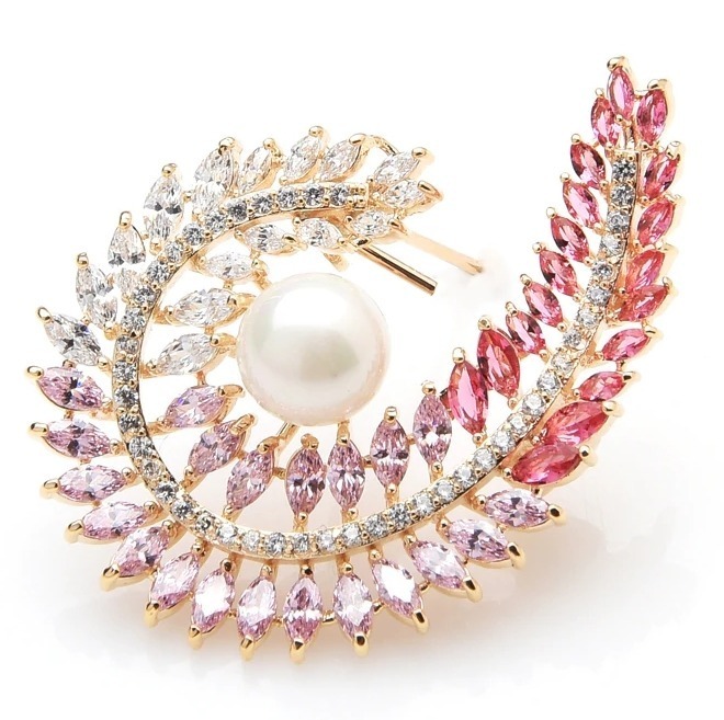 Luxusná smaltovaná brošňa s nádhernými kryštálmi a perlou