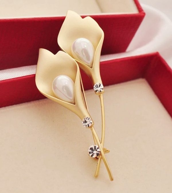 Elegantná brošňa v tvare tulipánov s perlami - zlatá a strieborná