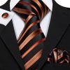 Kravatová sada - kravata + manžety + vreckovka s luxusným medeným vzorom