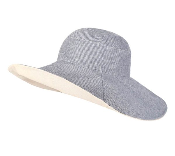 Elegantný dámsky klobúk na leto v modro-sivej farbe