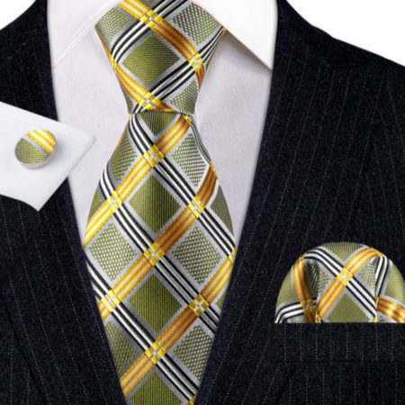 Kvalitný kravatový set so zeleno - zlatým vzorom