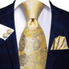 Luxusný kravatový set s prepracovanými zlatými kvietkami