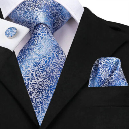 Hodvábny kravatový set s manžetami a vreckovkou s modrým ornamentom